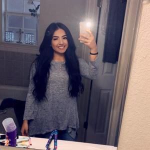 Meet your Posher, Jaqueline